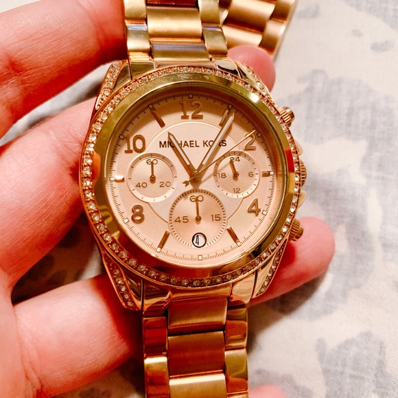 Michael Kors Women's Watch - Rose Gold - Picture 4 of 6